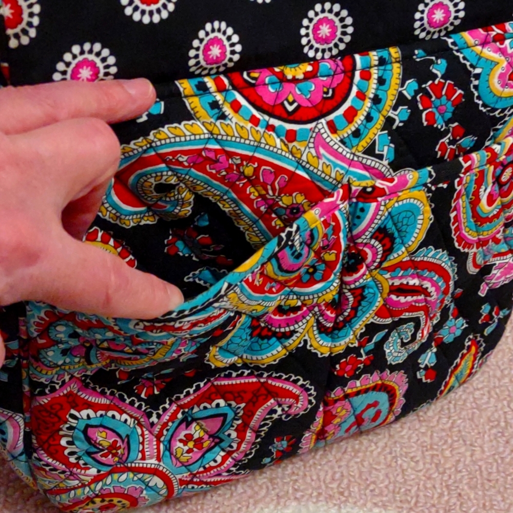 EUC Vera Bradley purse, adjustable strap. - Picture 3 of 5